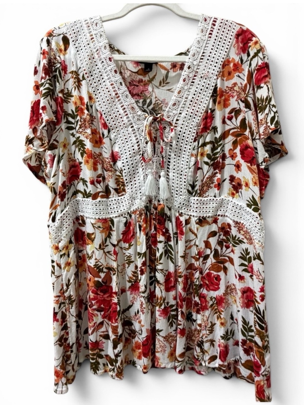 Torrid Size 3 3X Floral Crochet Lace Up Tassel Babydoll Top
